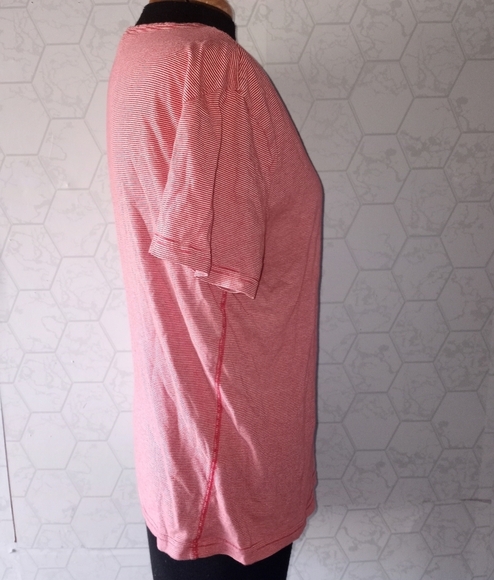 H&M red and white striped scoop neck short sleeve t-shirt - Picture 7 of 10